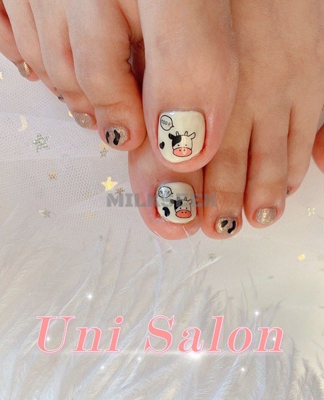 用一双美丽的思足去行走江湖—Uni salon1MilkSeek都市体验网