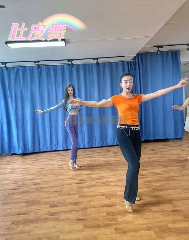 跟我一起来北京个人减压工作室学舞蹈吧–温可馨兴罗兰舞蹈学校3MilkSeek都市体验网