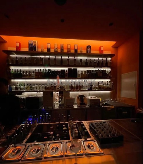 体验完朝阳保健按摩后来这喝一杯放松灵魂–BRONZE Whisky&Cocktail(世界城店)MilkSeek都市体验网