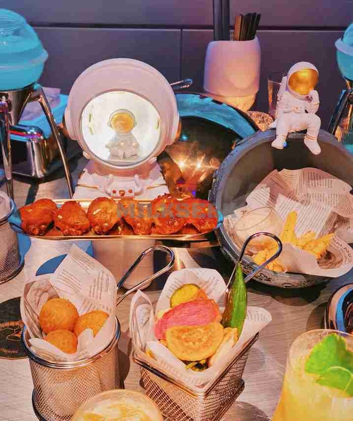 享受北京夜生活不妨去外太空喝一杯–淡蓝小点 PALE BLUE DOT BAR&BISTRO3MilkSeek都市体验网