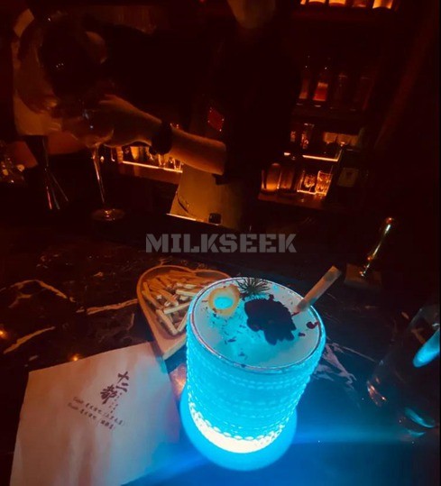 北京夜生活的醉美食光–十二都MAGIC BAR4MilkSeek都市体验网
