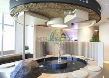 汤泉良子.裸甜轻奢店